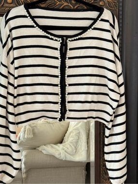 GRL Pearl Striped Cropped Set
